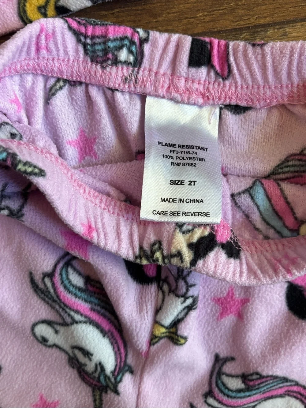 Disney Minnie Mouse/Daisy Duck 2-piece pajama set size 2T
